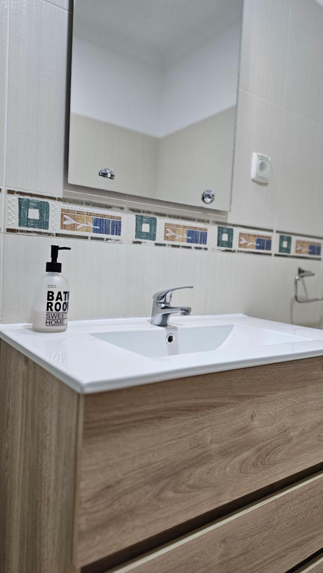 Harbour'S Way, Spacious And Cosy Apartment, With Ac Olhão Exterior foto